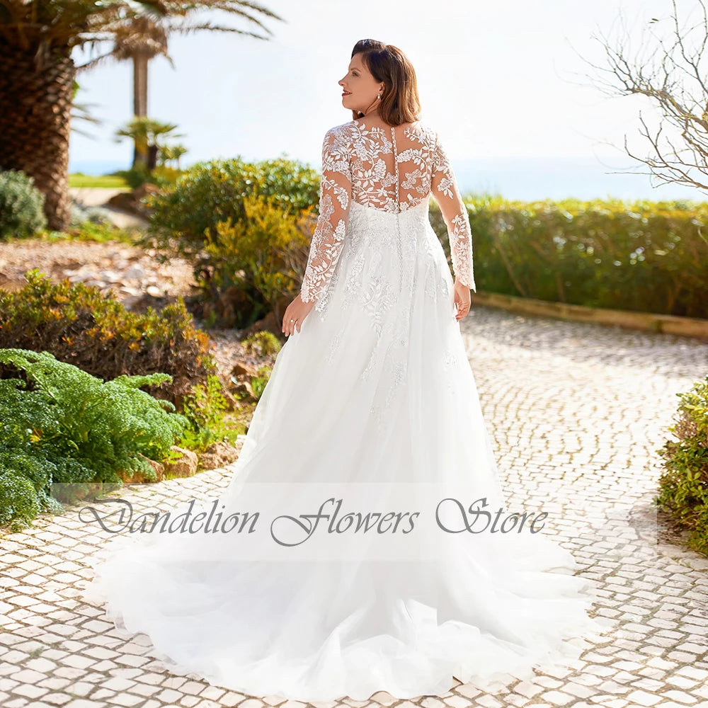 Pastrol Wedding Dresses Plus Size O Neck Long Sleeves Bride Gowns Lace Applique Backless A-Line Sweep Train فستان حفلا