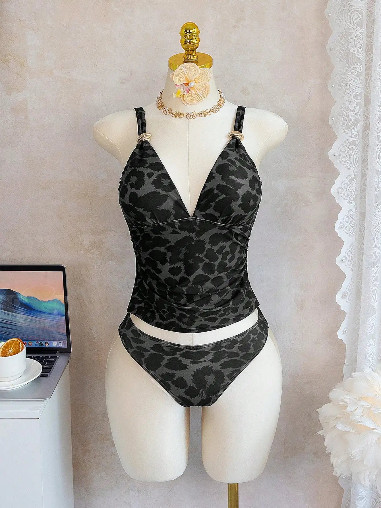 Women's Leopard Print V-Neck 2-Piece Bikini Set For Beach Pool Party