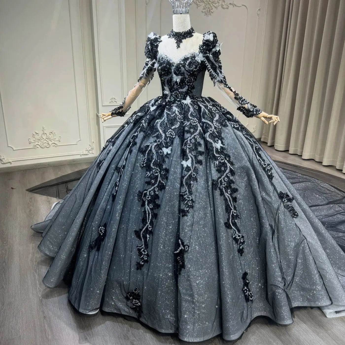 Customized 100% Real Photos 2026 New Long Sleeved Slimming Bridal Black Wedding Dress, Bali Wedding Lawn Wedding Main Veil