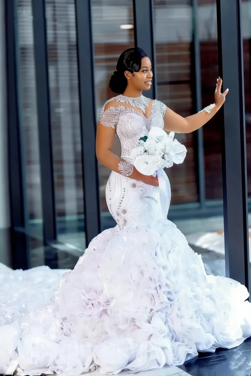 Customized 2026 Long Sleeves Mermaid Wedding Dress For Bride Marriage Organza Tiered Crystals Bead African Aso Ebi Bridal Gown